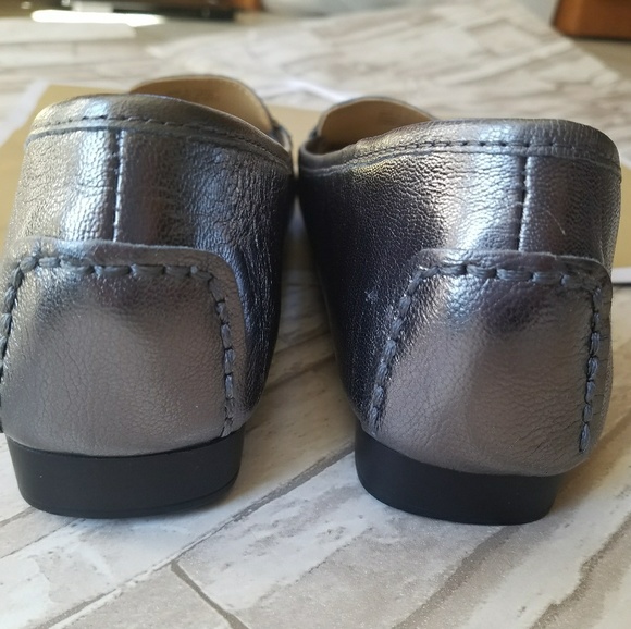 •Michael Kors• metallic silver Hamilton loafers - Picture 7 of 7